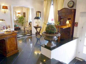 Room 1